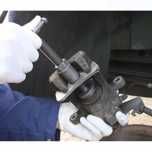 Presa universala pentru presarea pistoanelor de frana MAC1012SEAVS0282 Presa universala pentru presarea pistoanelor de frana MAC1012SEAVS0282